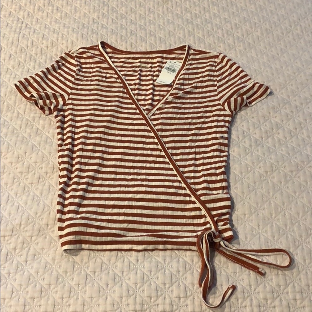 American Eagle top